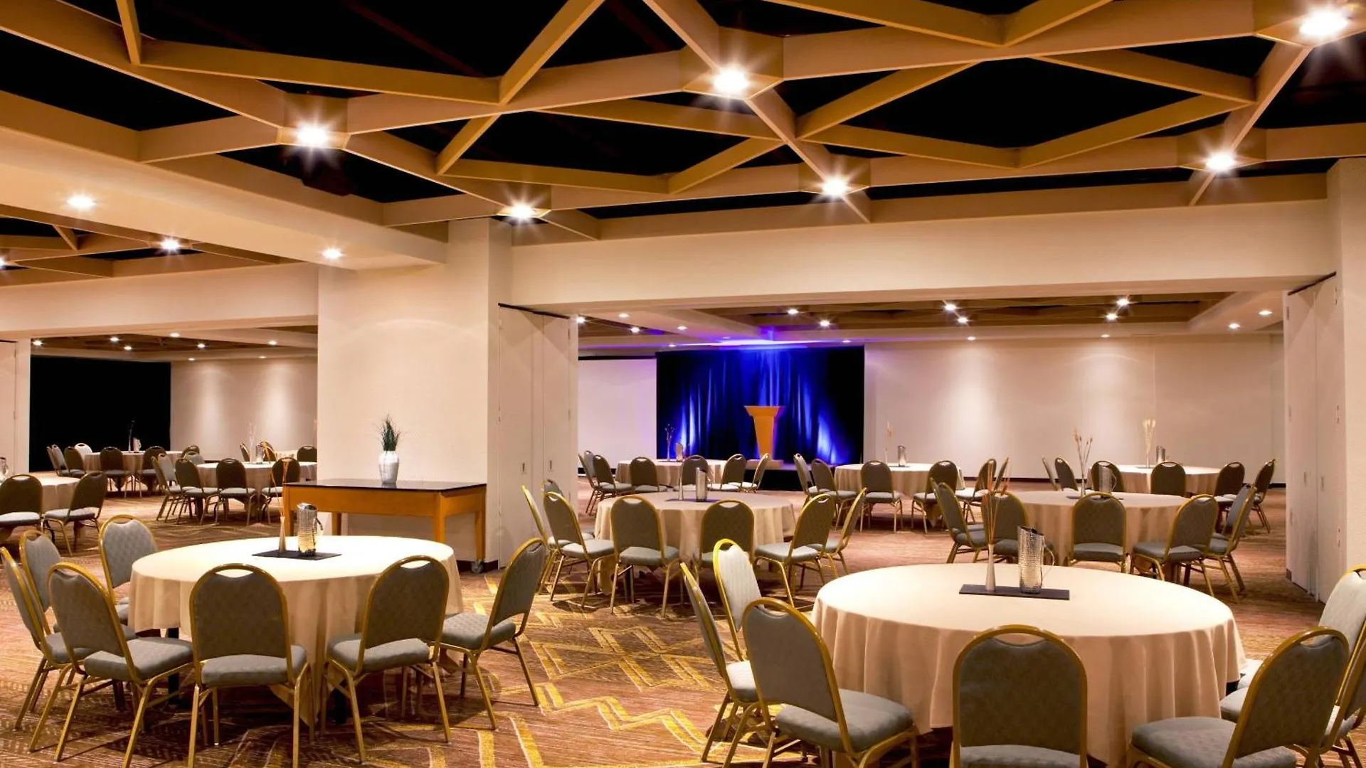 Phoenix Marriott Resort Tempe At The Buttes Hotel