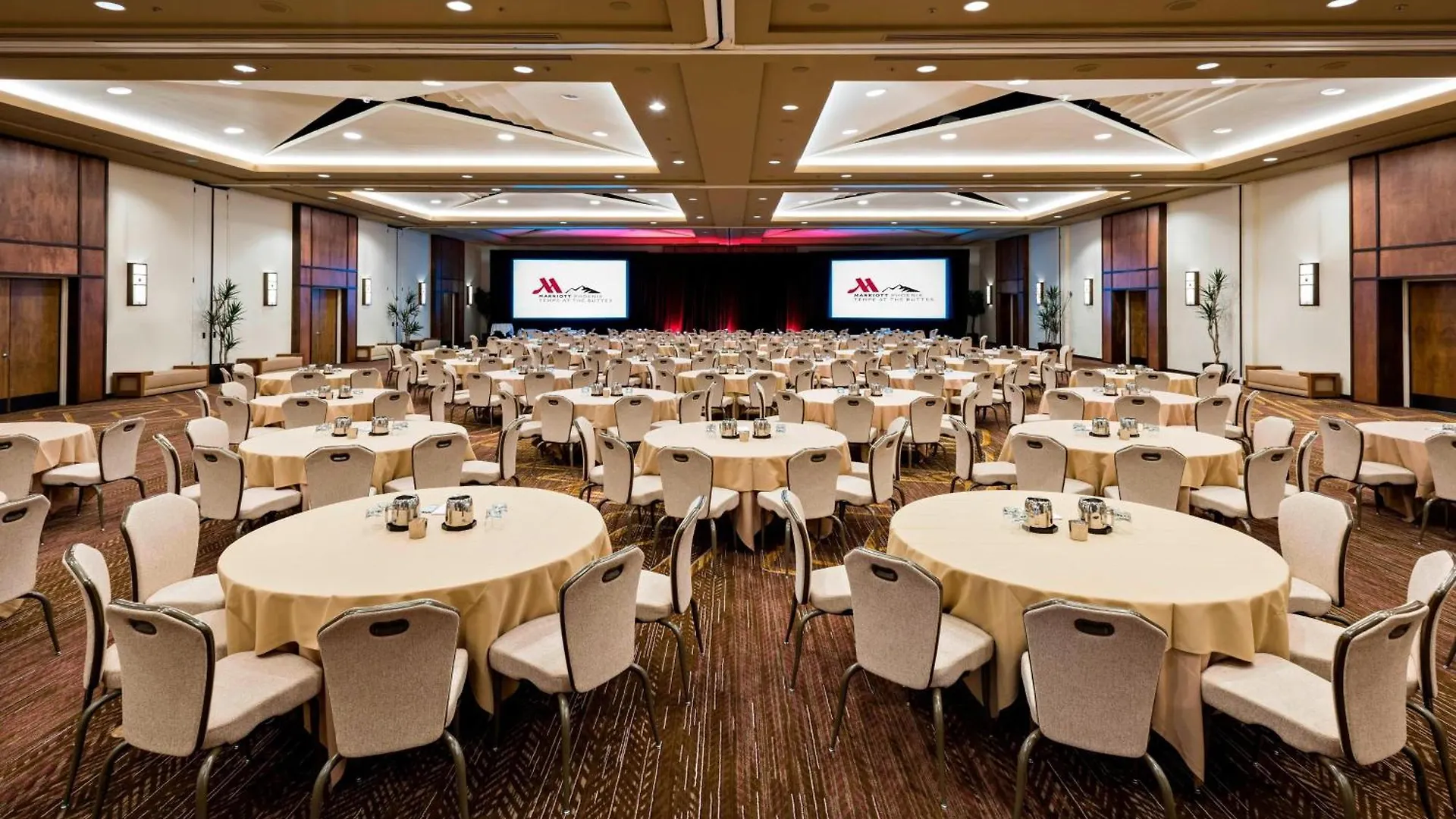 Phoenix Marriott Resort Tempe At The Buttes 4*,