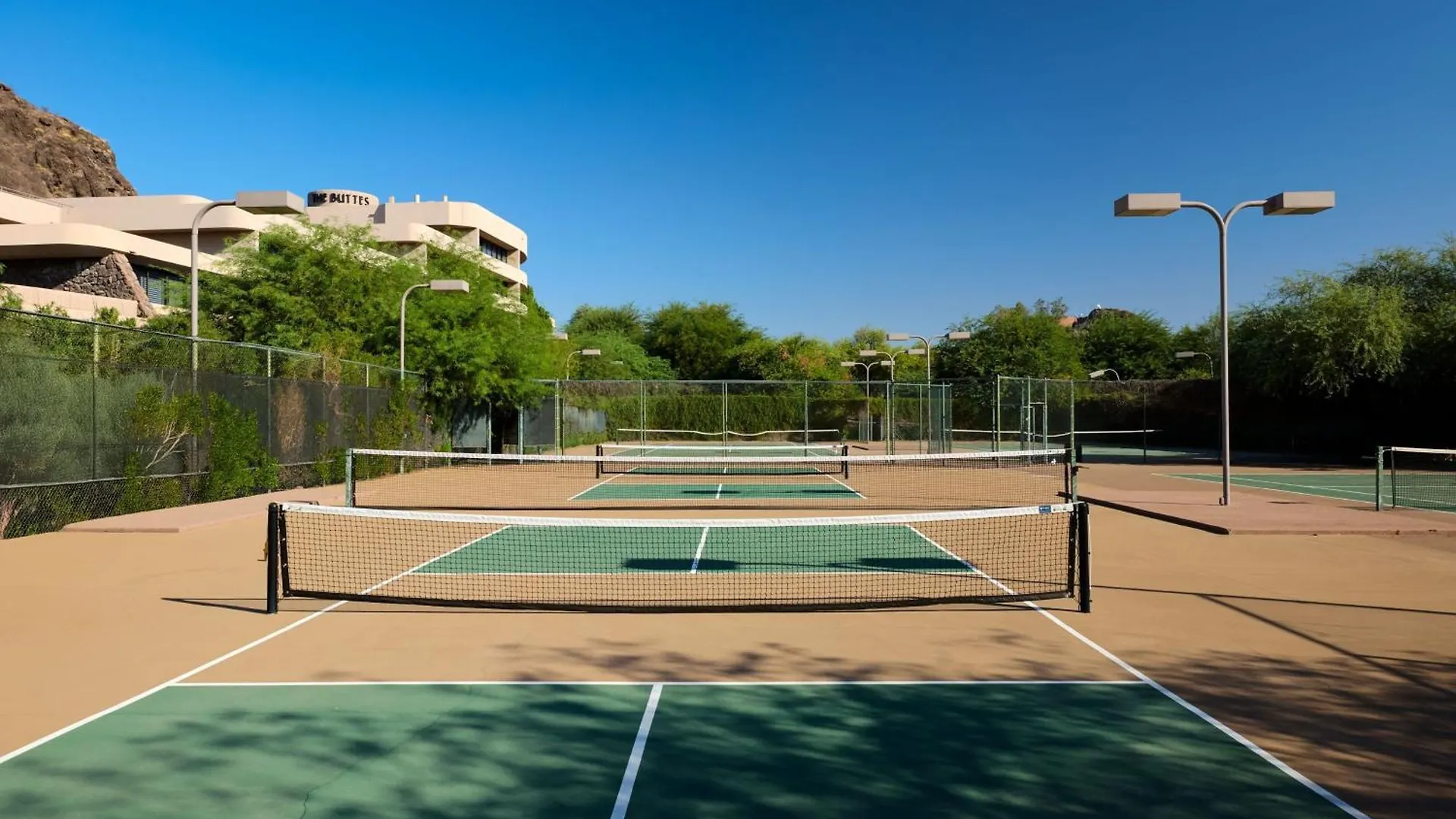 Phoenix Marriott Resort Tempe At The Buttes 4*,  United States