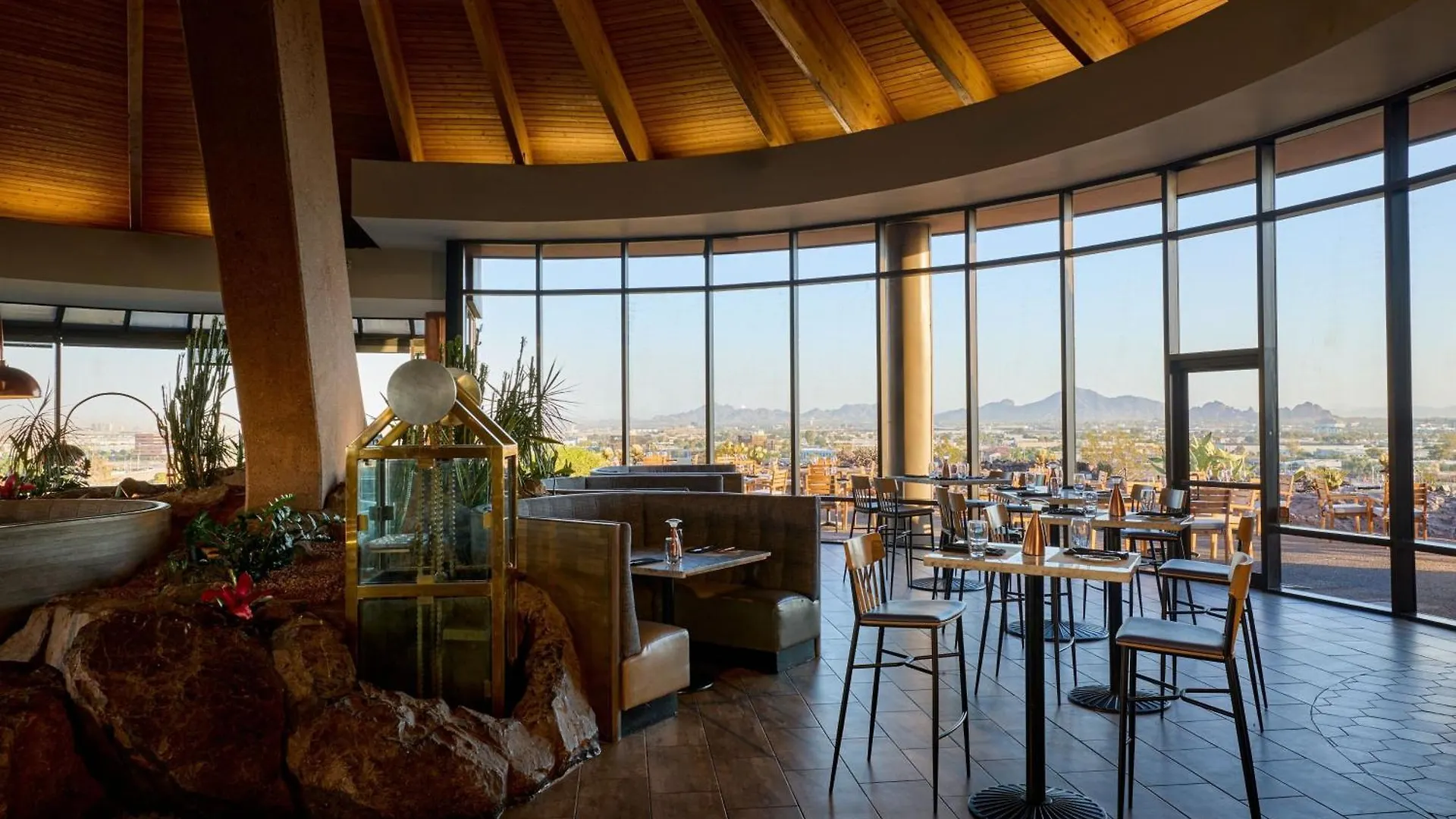 Hotel Phoenix Marriott Resort Tempe At The Buttes